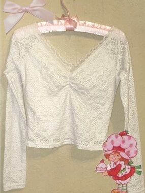 No Boundaries Cream Lace V-Neck Blouse